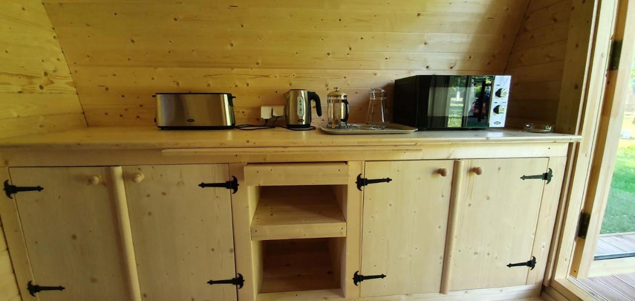 Cabane 2/3 Pers Au Camping Les Patis Nazelles-Negron Exterior photo